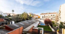 Pis amb piscina comunitària i parquing inclòs