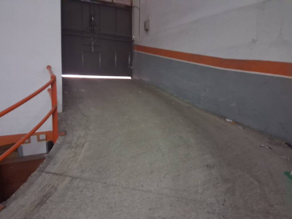 Garatge per a cotxe