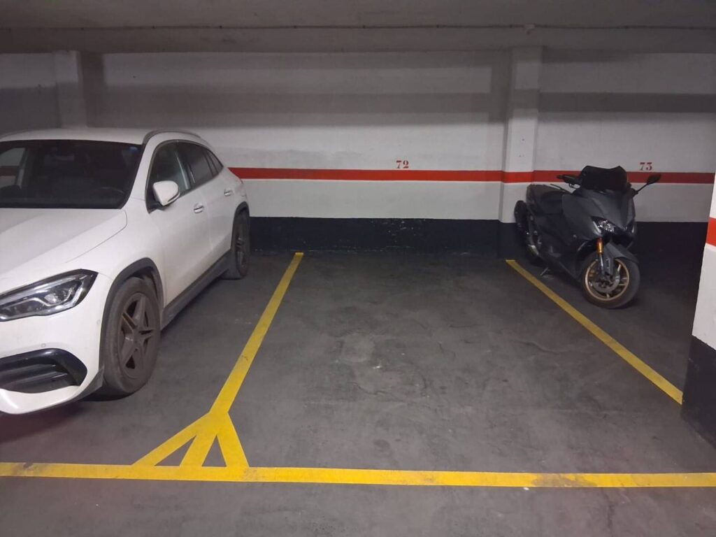 Pàrquing per a cotxe