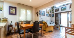 Casa amb ampli jardí, garatge i magnífiques vistes